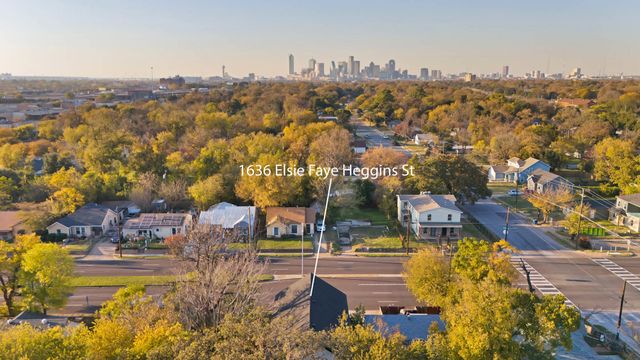 1636 Elsie Faye Heggins Street, Dallas, TX 75215