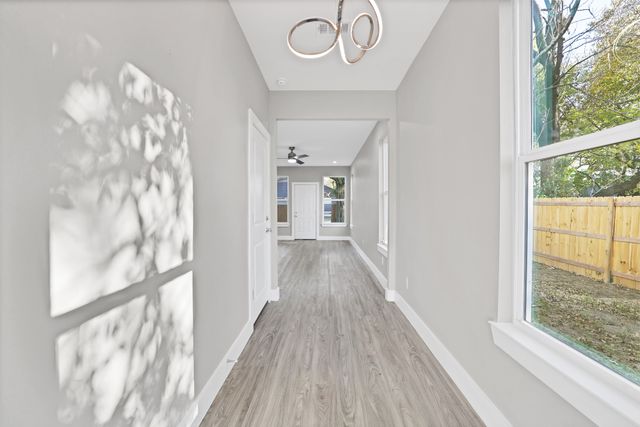 1636 Elsie Faye Heggins Street, Dallas, TX 75215