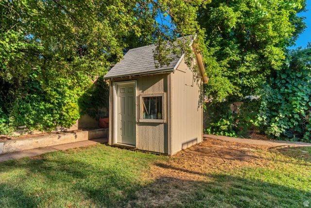 3827 S 2700 E, Salt Lake City, UT 84109