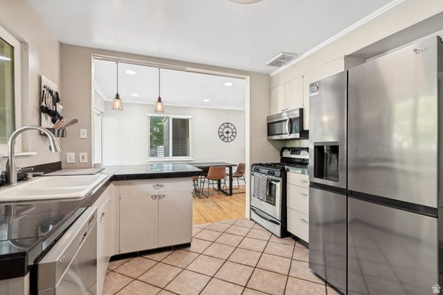 3827 S 2700 E, Salt Lake City, UT 84109