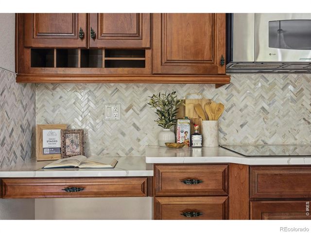 1657 Stardance Circle, Longmont, CO 80504