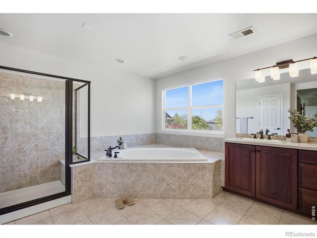 1657 Stardance Circle, Longmont, CO 80504