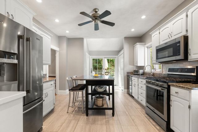 5 Walnut St, Wakefield, MA 01880