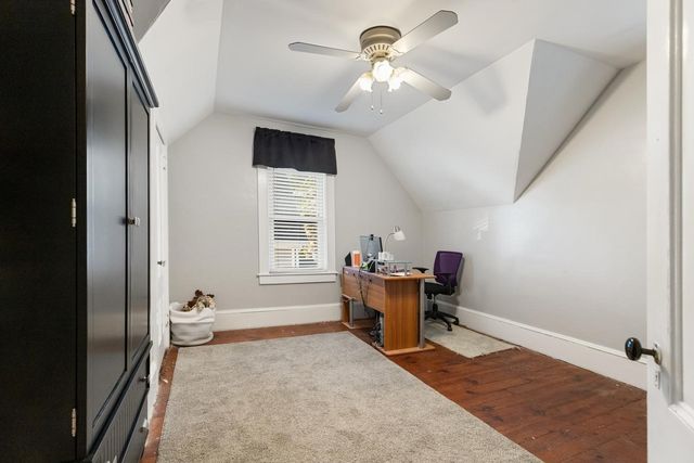5 Walnut St, Wakefield, MA 01880