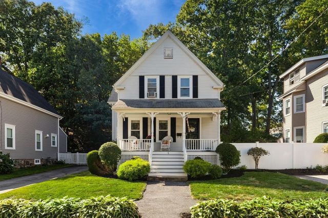 5 Walnut St, Wakefield, MA 01880