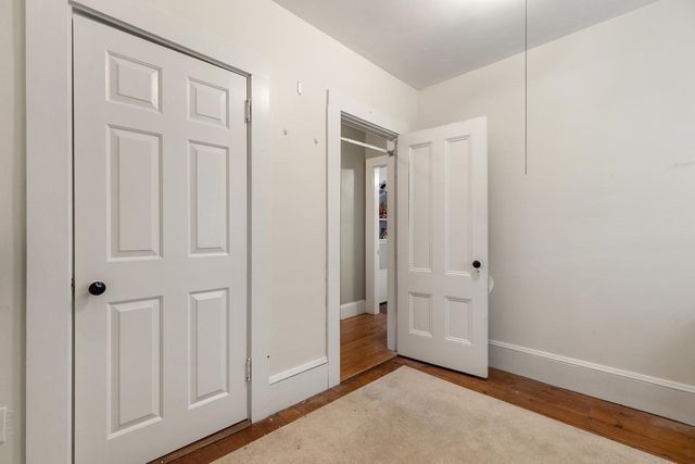 5 Walnut St, Wakefield, MA 01880