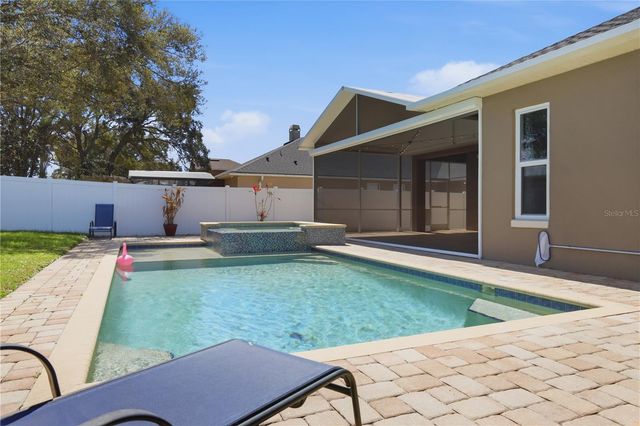 486 WOODFORD DRIVE, Debary, FL 32713