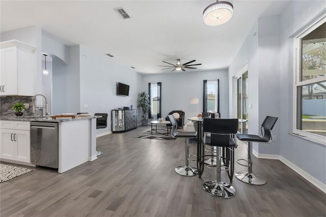 486 WOODFORD DRIVE, Debary, FL 32713