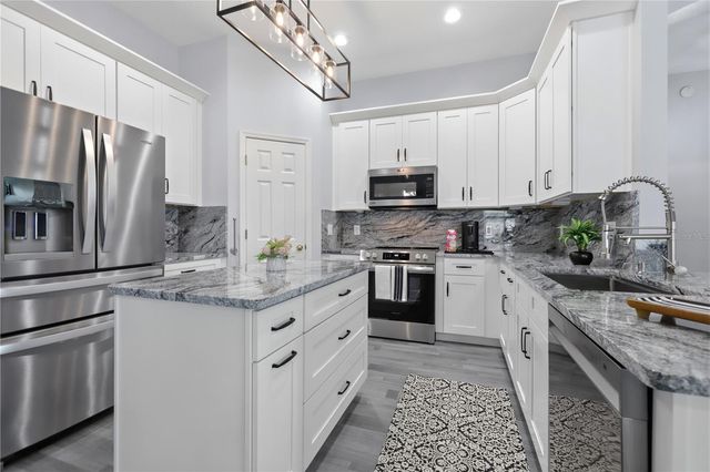 486 WOODFORD DRIVE, Debary, FL 32713