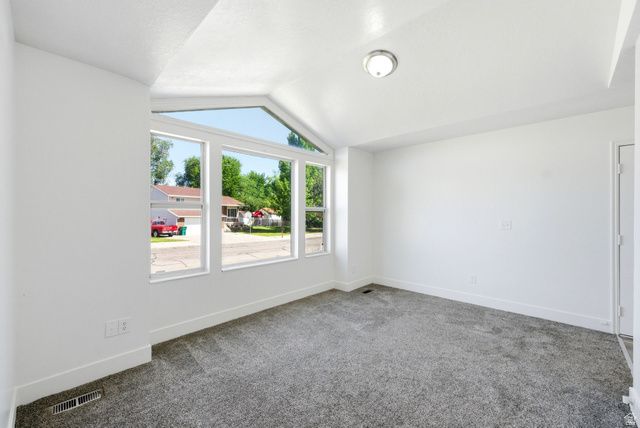4953 S 3000 W, Roy, UT 84067
