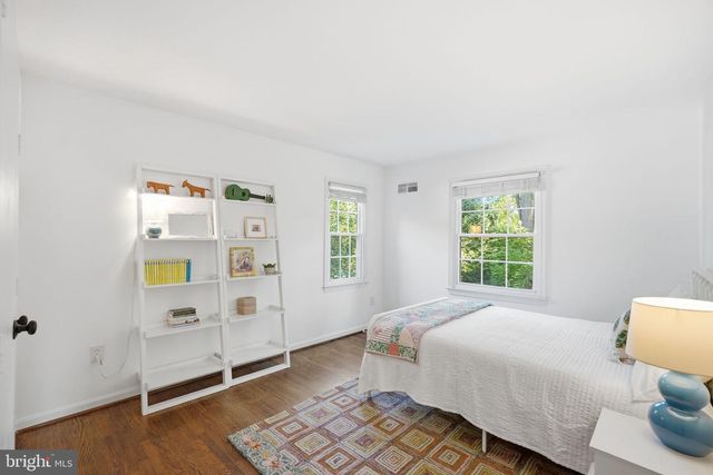 810 DUKE ST, Rockville, MD 20850