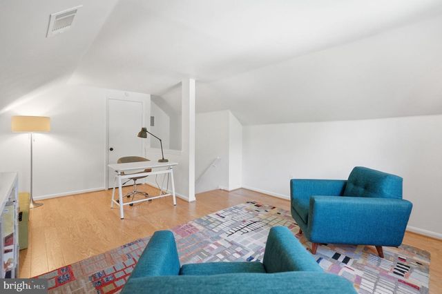 810 DUKE ST, Rockville, MD 20850