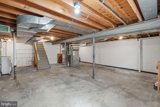 810 DUKE ST, Rockville, MD 20850