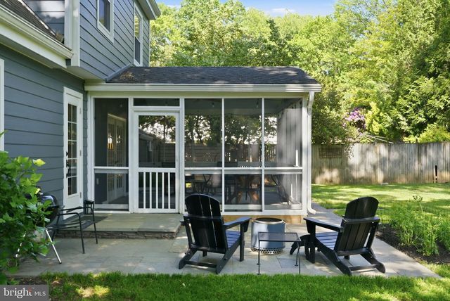 810 DUKE ST, Rockville, MD 20850