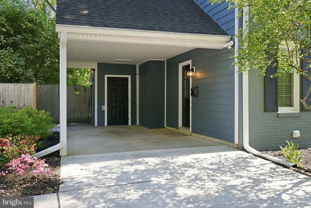 810 DUKE ST, Rockville, MD 20850