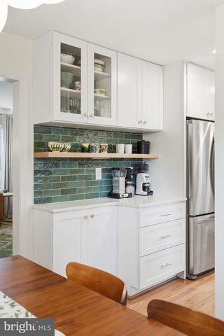 810 DUKE ST, Rockville, MD 20850