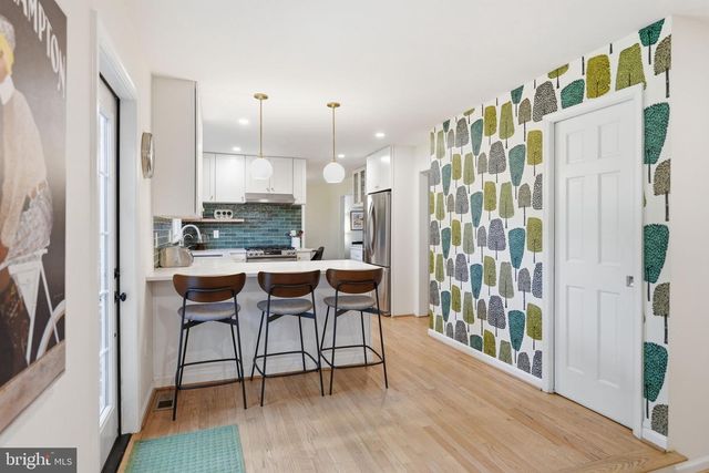 810 DUKE ST, Rockville, MD 20850