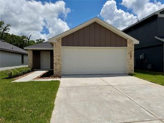 11627 Ruffian Drive, Willis, TX 77318