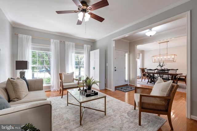 317 N OLD DOMINION LN, Purcellville, VA 20132