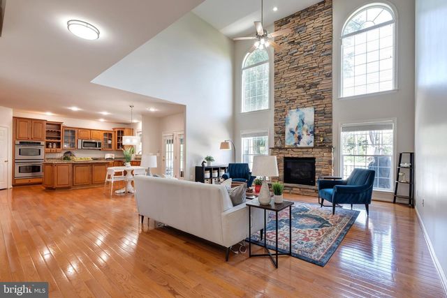 317 N OLD DOMINION LN, Purcellville, VA 20132