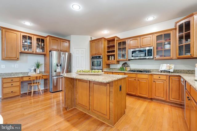 317 N OLD DOMINION LN, Purcellville, VA 20132