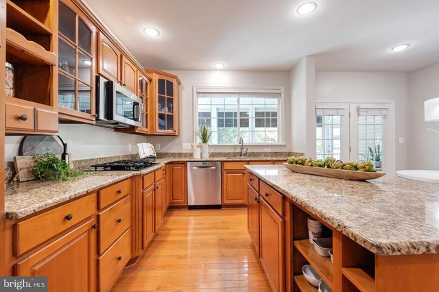 317 N OLD DOMINION LN, Purcellville, VA 20132