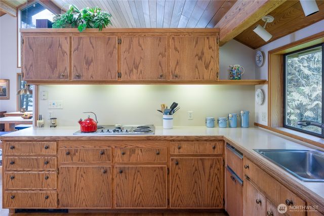 470 Bonanza Drive, Lopez Island, WA 98261