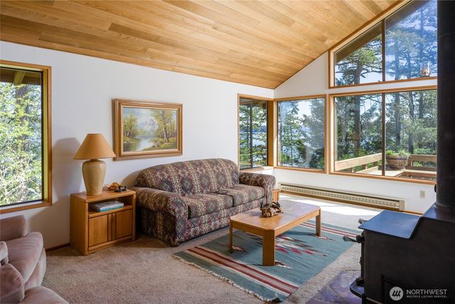 470 Bonanza Drive, Lopez Island, WA 98261