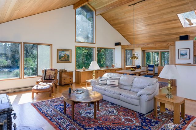470 Bonanza Drive, Lopez Island, WA 98261