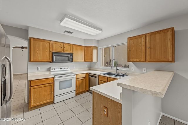 9139 E Muleshoe Street, Tucson, AZ 85747