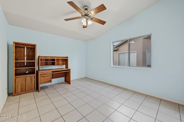 9139 E Muleshoe Street, Tucson, AZ 85747
