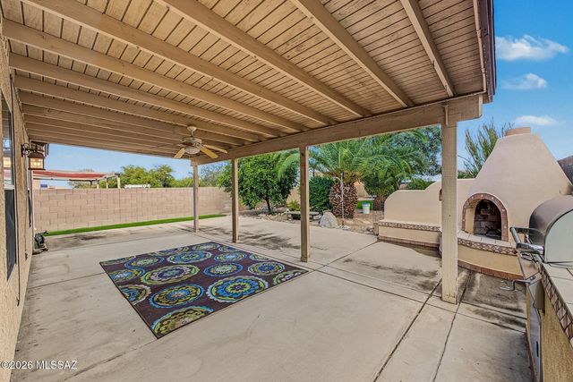 9139 E Muleshoe Street, Tucson, AZ 85747