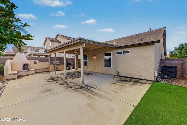 9139 E Muleshoe Street, Tucson, AZ 85747
