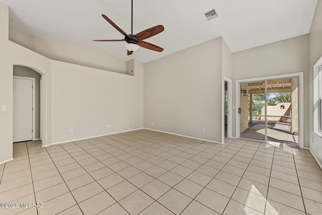 9139 E Muleshoe Street, Tucson, AZ 85747
