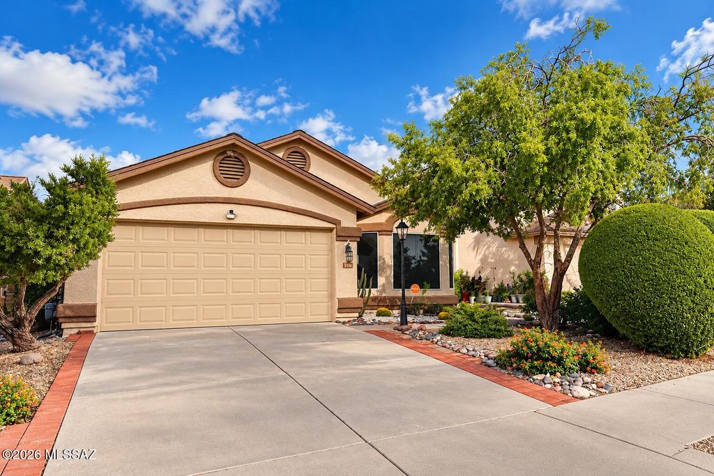9139 E Muleshoe Street, Tucson, AZ 85747