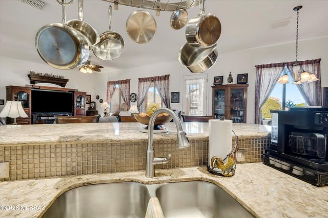 6456 W Knoll Pines Way, Tucson, AZ 85757