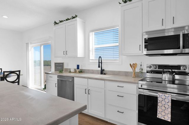 30205 N 231 Avenue, Wittmann, AZ 85361