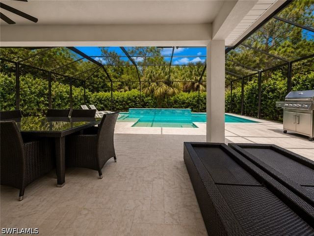 12667 Biscayne CT, Naples, FL 34105