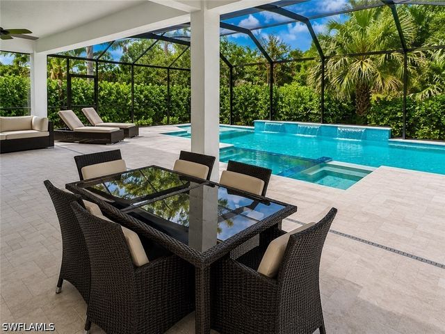 12667 Biscayne CT, Naples, FL 34105