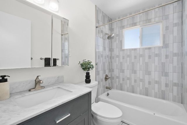 679 School Street, Pittsburg, CA 94565