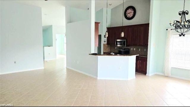 6355 Lexington CT 201, Naples, FL 34110