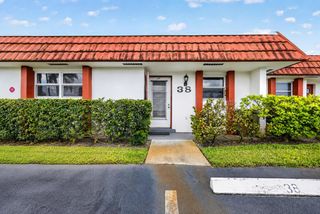 5800 W Fernley Dr Drive W 38, Haverhill, FL 33415