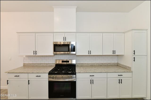 740 Weiermann Street, Horizon City, TX 79928