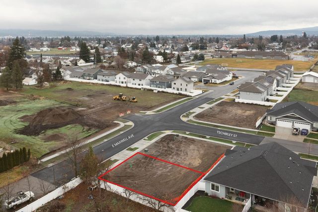 17406 E Maxwell Ave, Spokane Valley, WA 99016