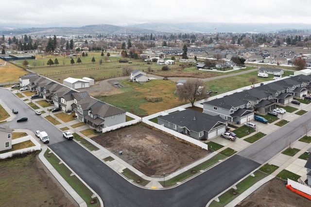 17406 E Maxwell Ave, Spokane Valley, WA 99016