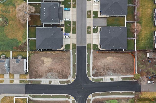 17406 E Maxwell Ave, Spokane Valley, WA 99016