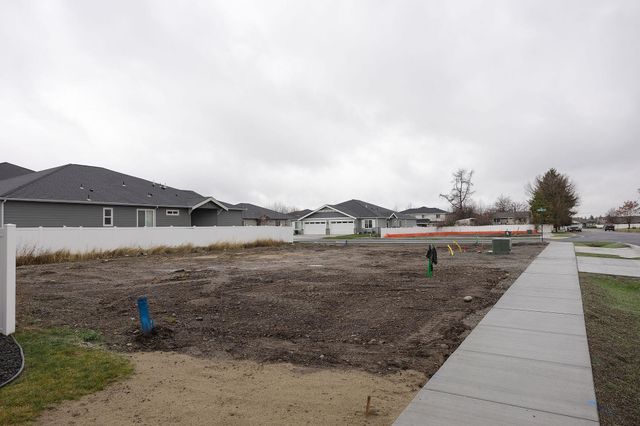 17406 E Maxwell Ave, Spokane Valley, WA 99016