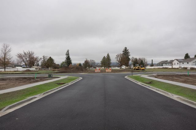 17406 E Maxwell Ave, Spokane Valley, WA 99016