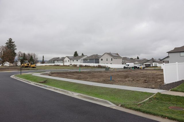 17406 E Maxwell Ave, Spokane Valley, WA 99016