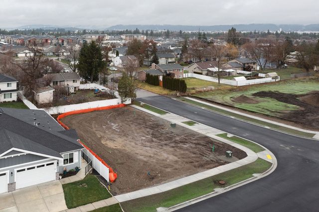 17406 E Maxwell Ave, Spokane Valley, WA 99016